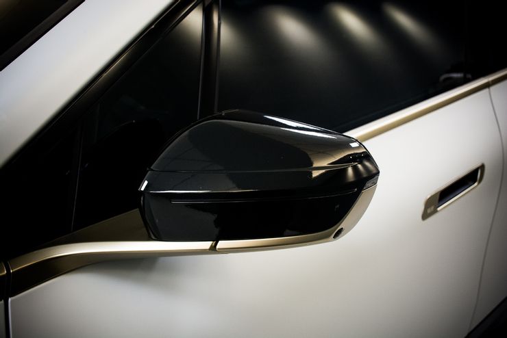 台南汽車包膜推薦:奧圖菲車體包膜,新車BMW犀牛皮包膜,愛車