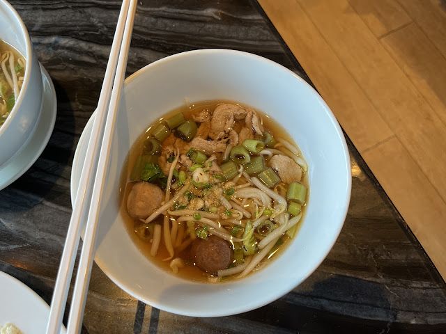 牛肉河粉