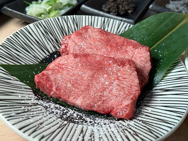 (桃園燒肉)純水燒肉~厚切牛舌超彈牙、肉質絕佳超鮮甜、免服務