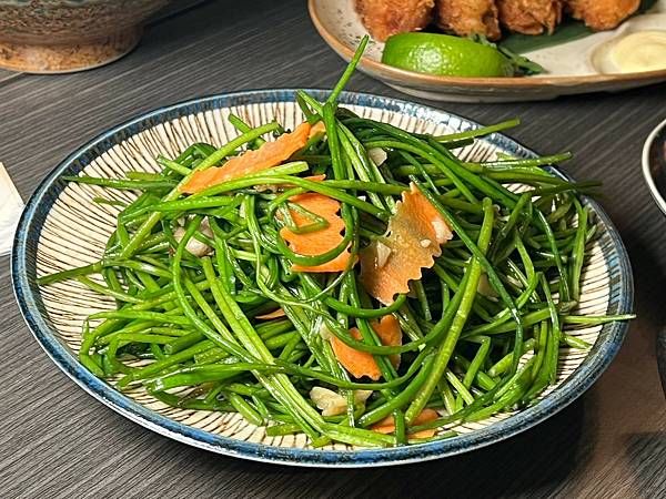 (板橋居酒屋)日鶴串燒居酒屋~2023新北耶誕城美食推薦!粒