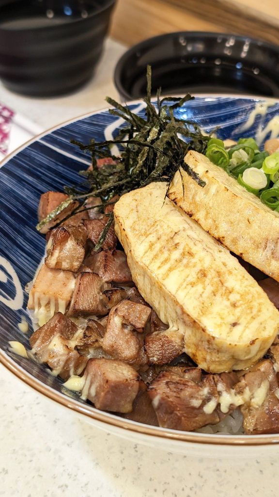 永康平價拉麵【鶴昇町拉麵】價格親民拉麵,一碗就征服你的味蕾!